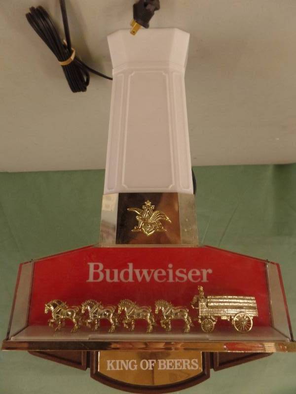 lot 299 image: Budweiser Light Up Sign