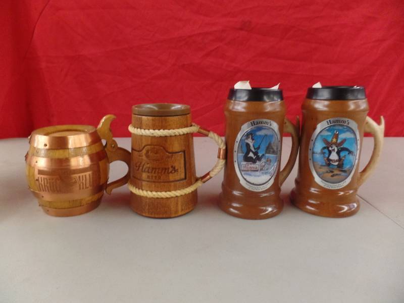 lot 317 image: Hamms Wood Steins