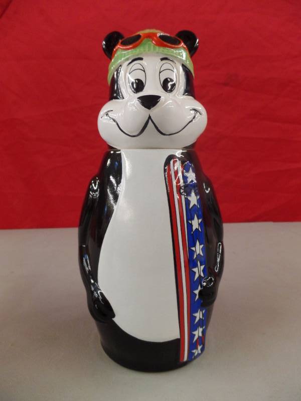 lot 327 image: Hamms Character Stein