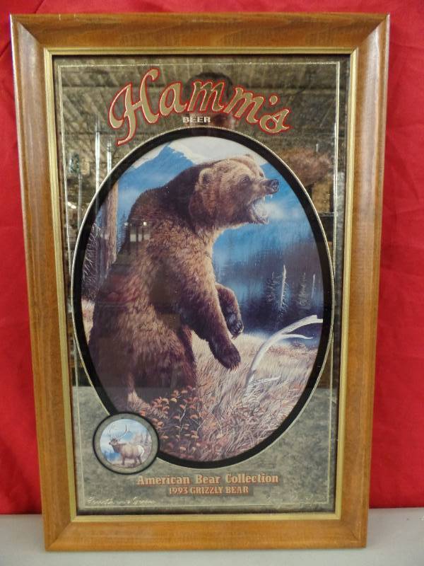 lot 359 image: Hamms American Bear Collection Art