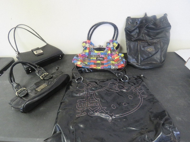Purse lot