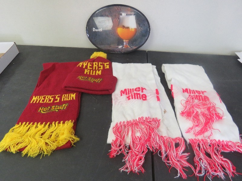 Scarf lot