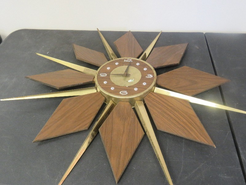 Vintage Star shaped clock