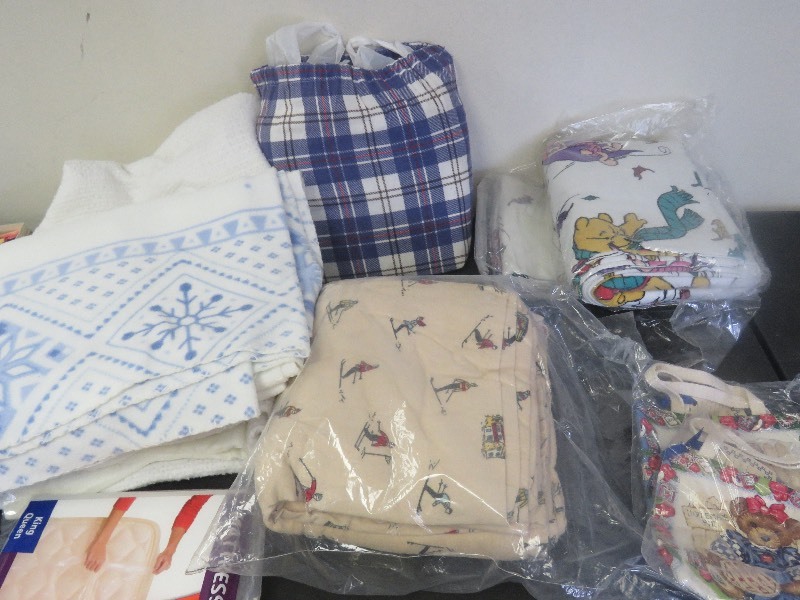 Linen lot