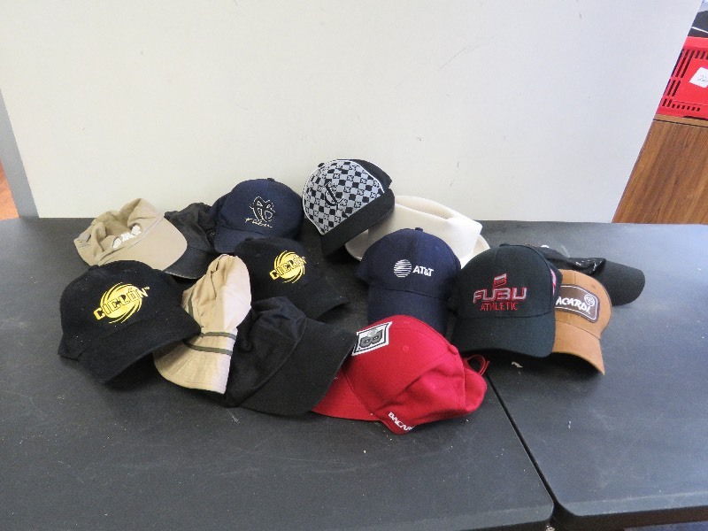 Caps