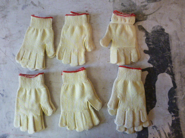 6 Pairs of Gloves