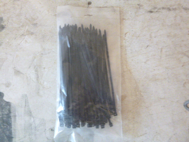 8 Cable Ties