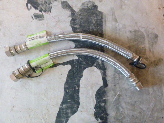 2 Water Heater Hoses