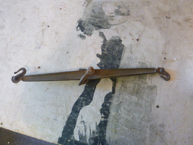 Vintage Metal Evener