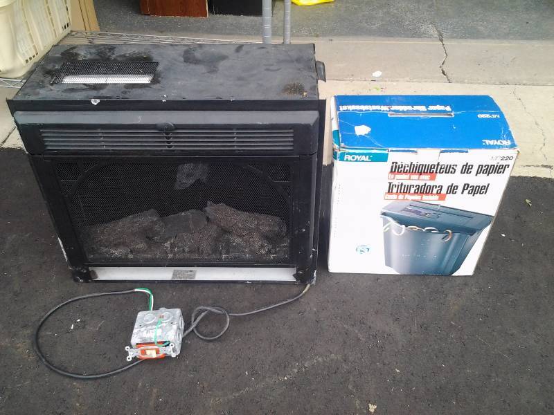 lot 40 image: Paper Shredder & Electric Fire Place Unit (Needs To Be Hard Wired)