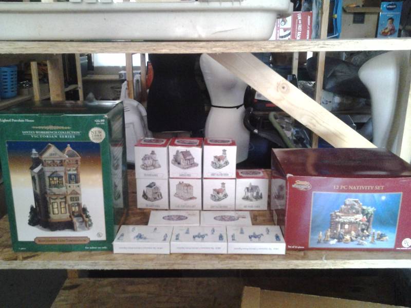 lot 61 image: Santas Workbench Collection & Americana Pewter Collection