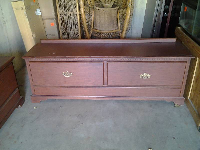 lot 93 image: 2-Drawer Storage CabinetBench 72x20x25