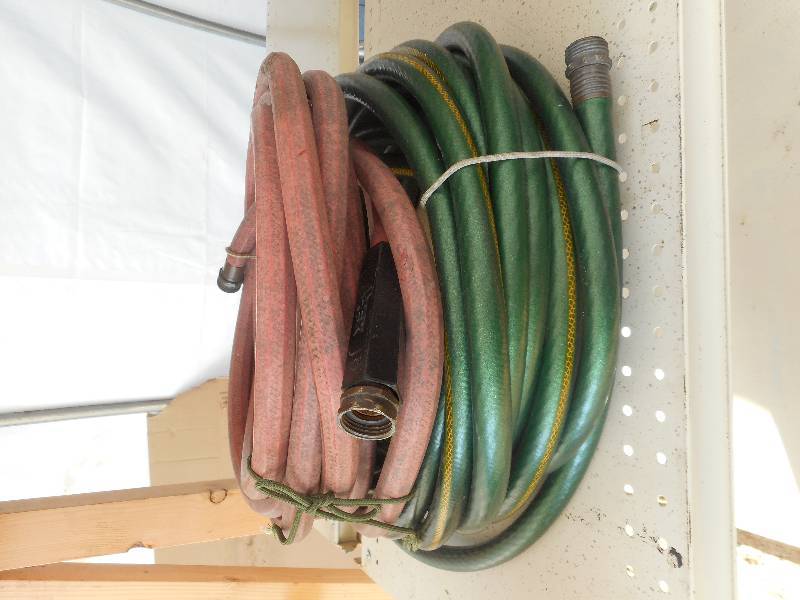 2 GARDEN HOSES