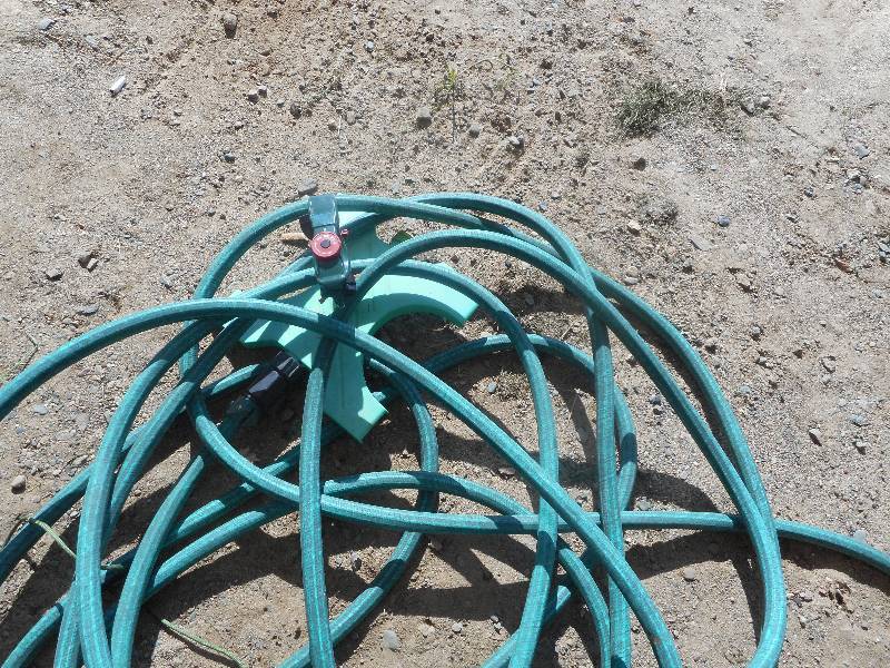 25 FOOT HOSE AND SPRINKLER