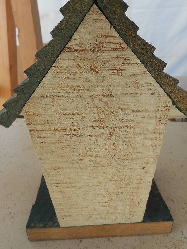 WOODEN INSIDE BIRD HOUSE