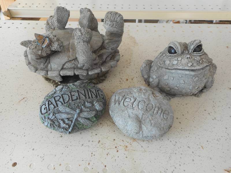SET OF 4 GARDEN ORNAMENTS