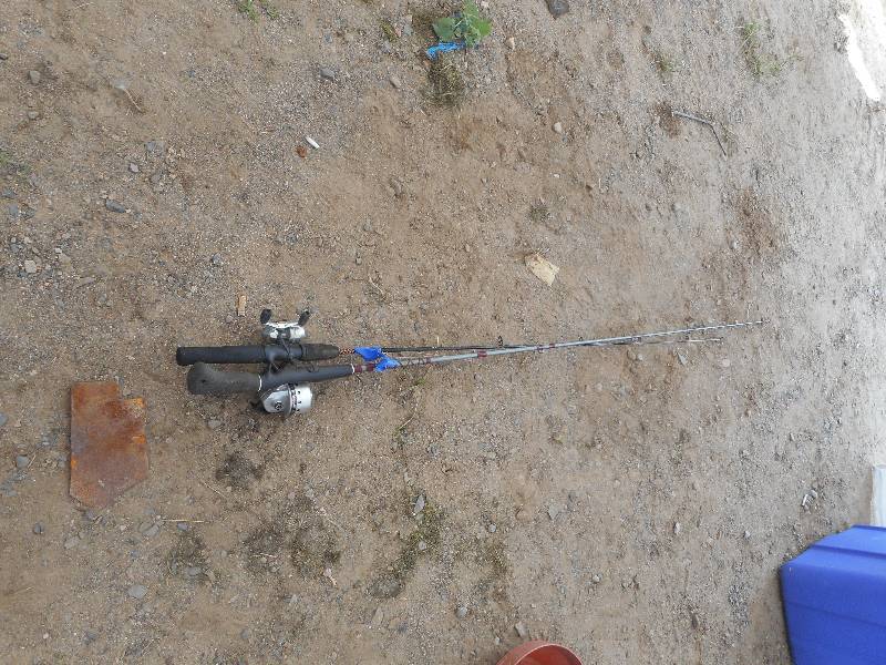 2 RODS AND REELS