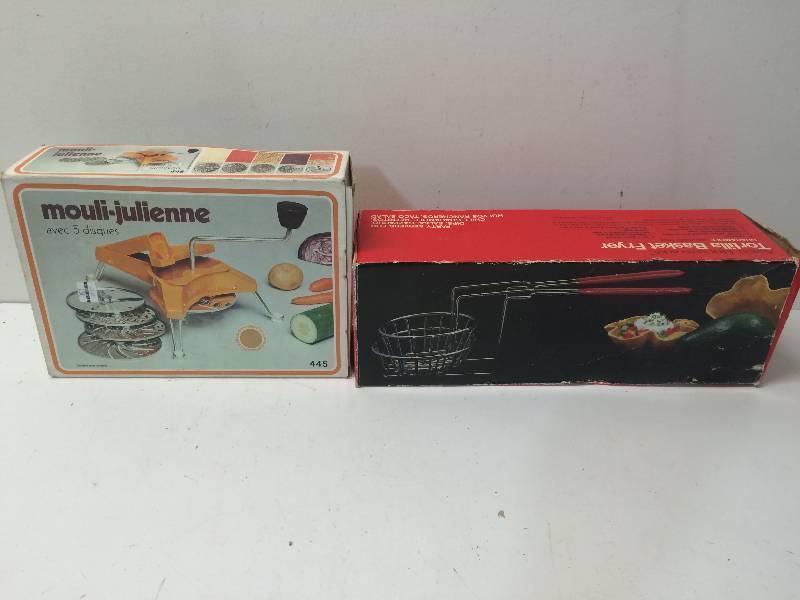 Vintage Salad Maker and Basket Fryer