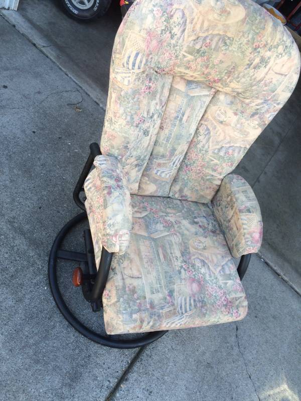 Rocker Recliner