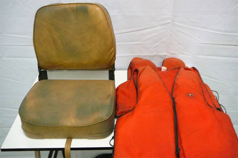 BOAT SEAT & LIFE JACKETS