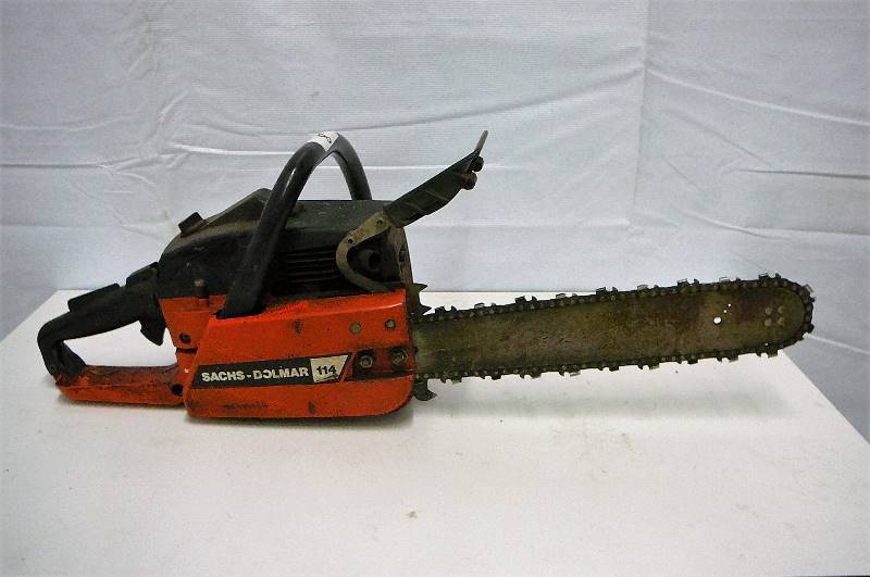 CHAIN SAW
