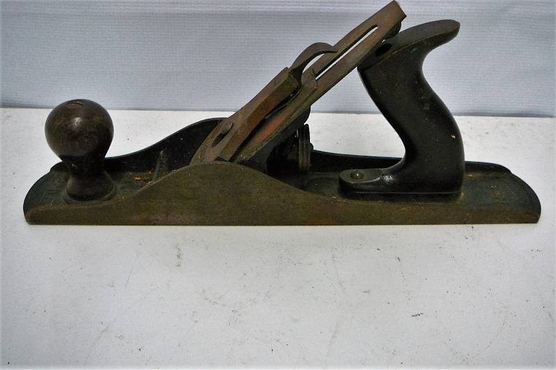 WOOD PLANER