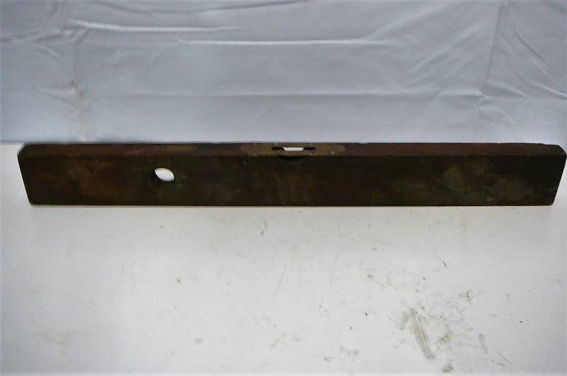 WOODEN LEVEL