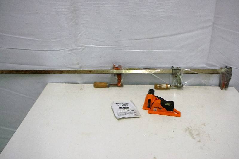 LASER LEVEL & CLAMPS