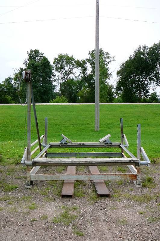 BOAT LIFT