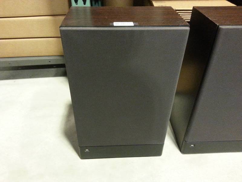 lot 4 image: JBL 82 Titanium Laminate Floor Speakers