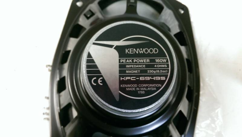lot 8 image: Kenwood KFC-6949S 160W Car Speaker Pair