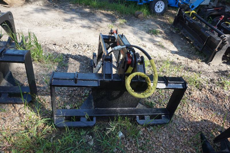 Universal Mount Bobcat Skid Loader Skid Steer Stump Grapple Bucket