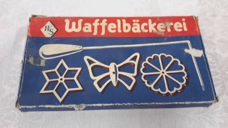 Waffelbackerei German waffle maker