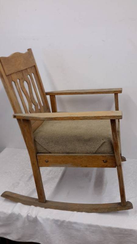 Rocking chair