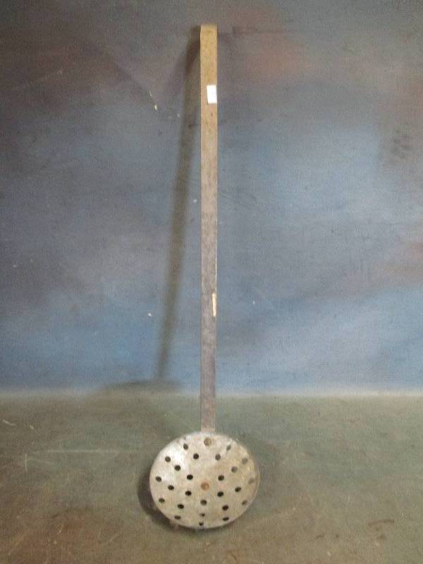 lot 142 image: Metal Ice Scoop