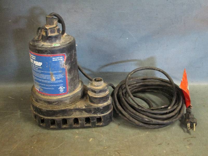 lot 143 image: Utility Pump