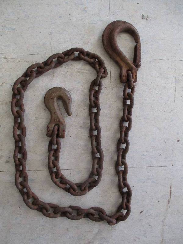 lot 89 image: Chain