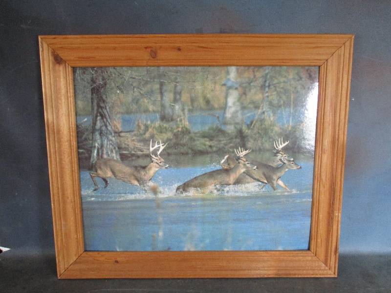lot 95 image: Pine Frame Print