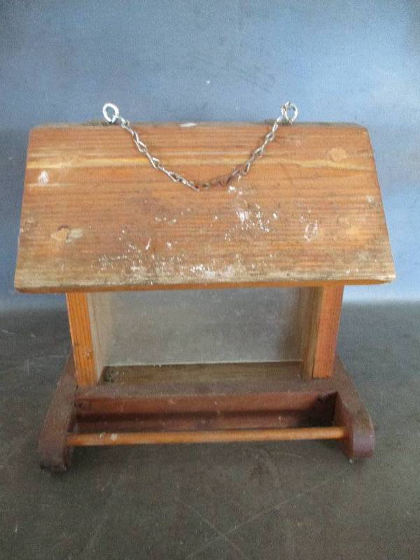 lot 108 image: Wooden Bird House