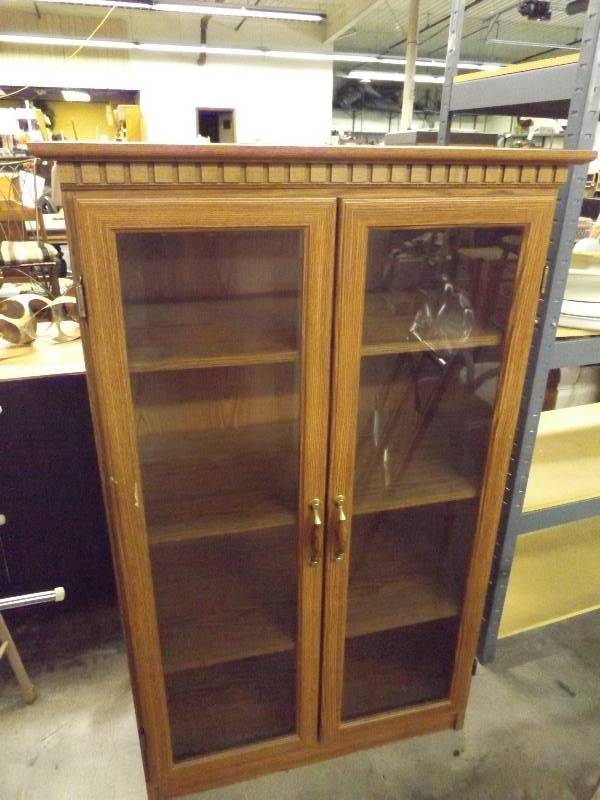 lot 66 image: Wood Cabinet