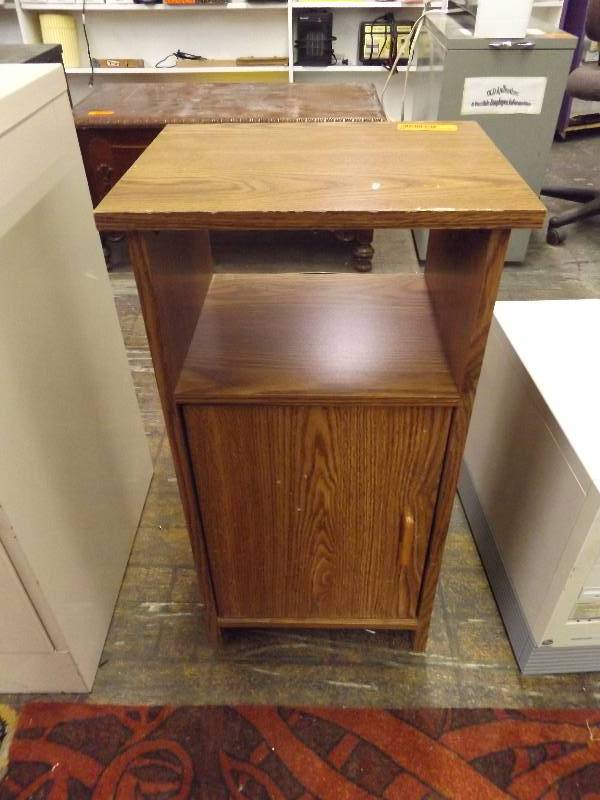 lot 73 image: Wood Cabinet