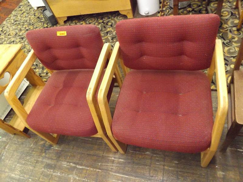 lot 81 image: Chairs