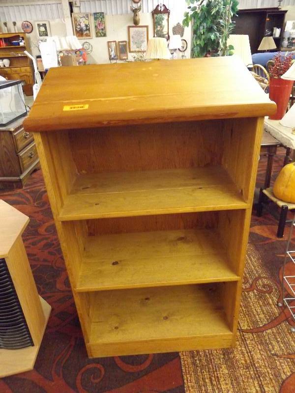 lot 87 image: Podium