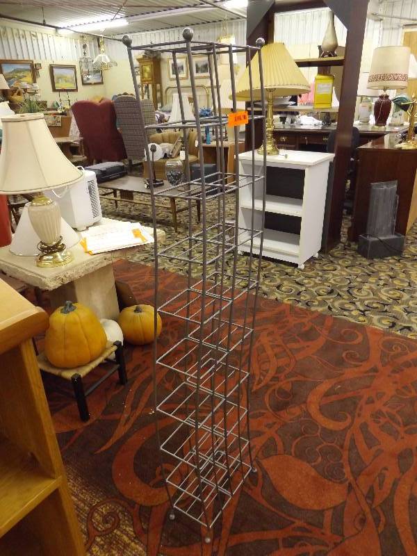 lot 88 image: Disc Holder