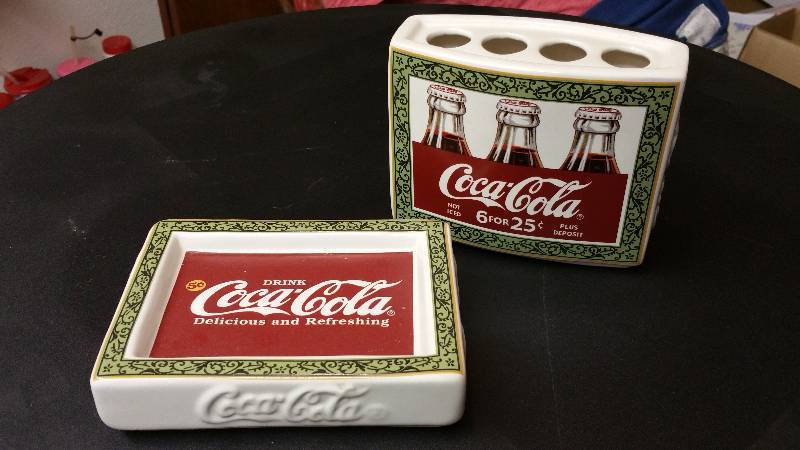 lot 20 image: Coca-Cola Soap Dish and Tooth Brush Holder