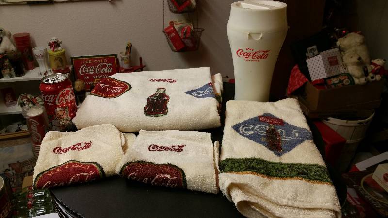 lot 24 image: Coca-Cola Towel Set & Large Container
