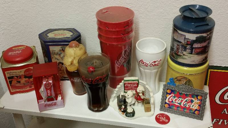 lot 43 image: Coca-Cola Candles, Cups, Picture Frame, etc.