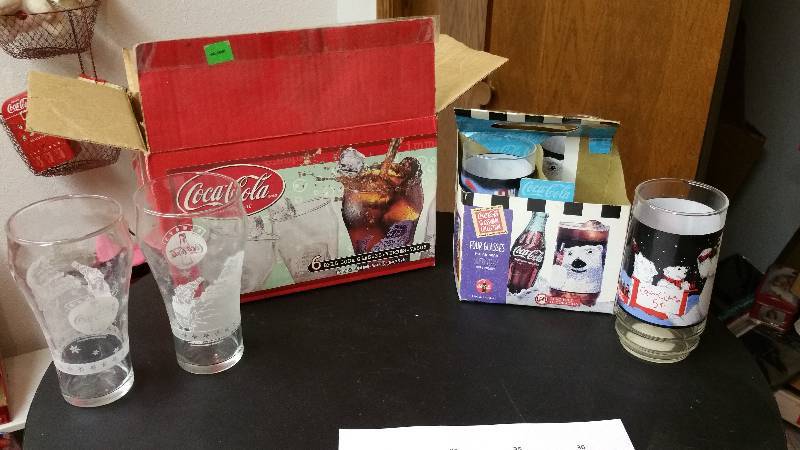 lot 56 image: Set of (6) and Set of (4) Collectible Coca-Cola Glasses