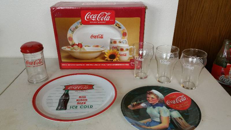 lot 71 image: Good Ol Days Dishware, Glass Sugar Dispenser, Plates, Glasses