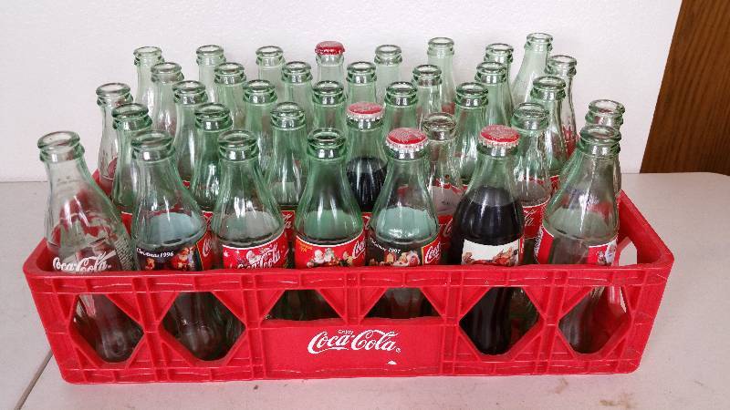 lot 85 image: Approx (35) 8oz Coca-Cola Bottles w Tray
